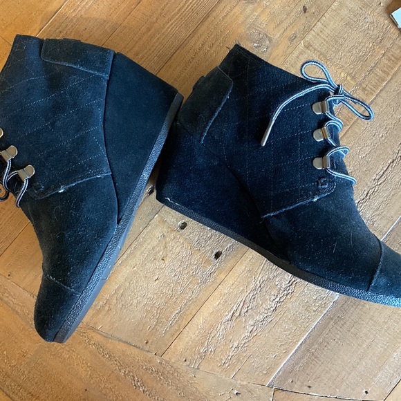 TOMS Wedge Bootie - Picture 8 of 8